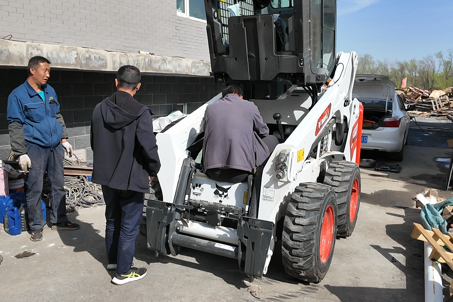 伊犁工程师服务